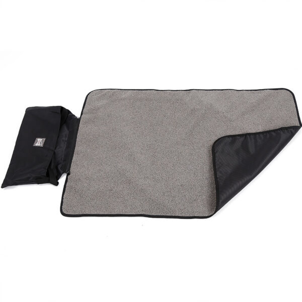 Outdoor Pet Blanket Folding Storage Portable Waterproof Warmth Cat Dog Products - Image 3