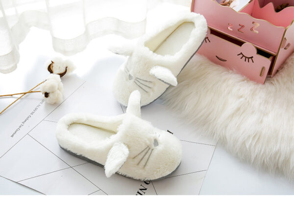 Cute White Cat Home Slippers Soft Plush Free Shipping